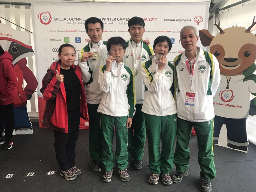 4x100m獲得了銅牌