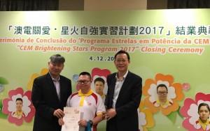 24312880_10208449521510551_5446840178009941630_n