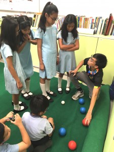 二龍喉中葡小學