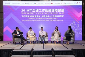 67380563_10162178286240338_4380655213564919808_n