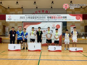 b03beccfaa81378e4b9752911aaa448