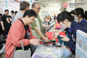 04d9abc666e01b62d6ddde8758958053