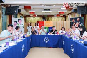 0527d87fb8a92354b41411da083bfea1